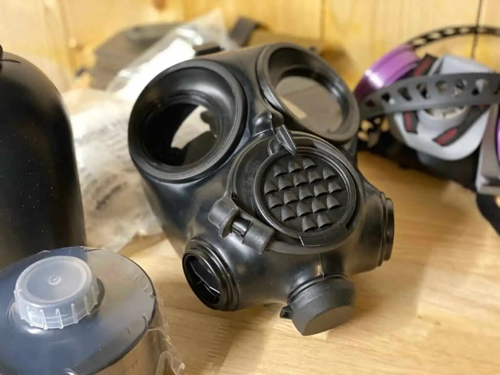 Mira Safety CM-7M Military Gas Mask – Review and Personal Opinion ...